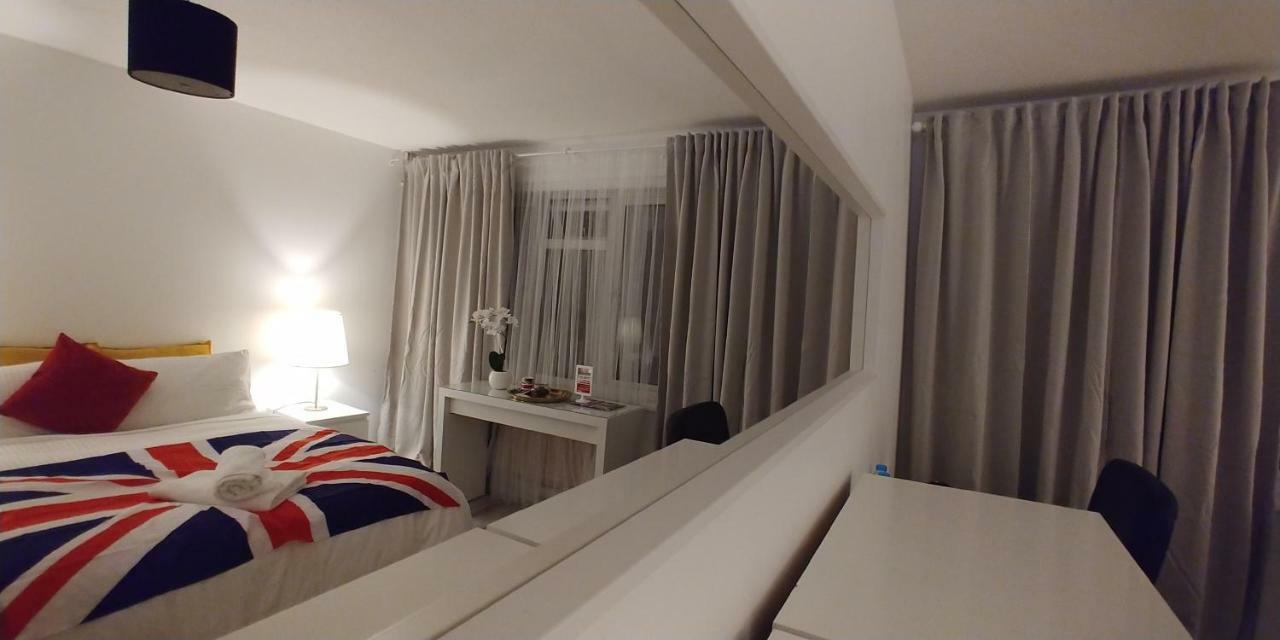 Al Iram Guest House Лондон Екстериор снимка