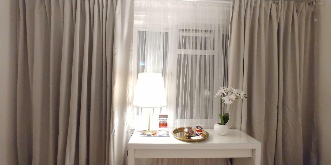 Al Iram Guest House Лондон Екстериор снимка