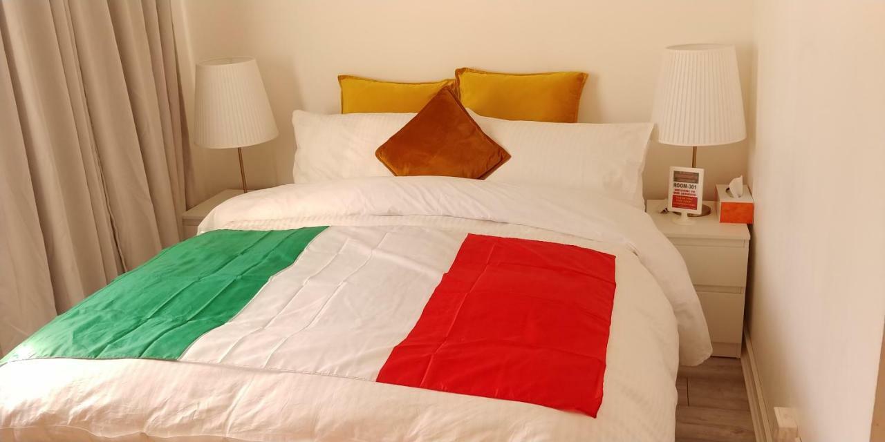 Al Iram Guest House Лондон Екстериор снимка